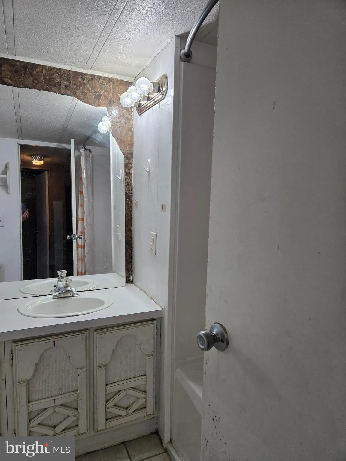 Shippensburg, Pennsylvania 17257, United States, 3 Bedrooms Bedrooms, ,2 BathroomsBathrooms,Residential,Coming Soon,254780