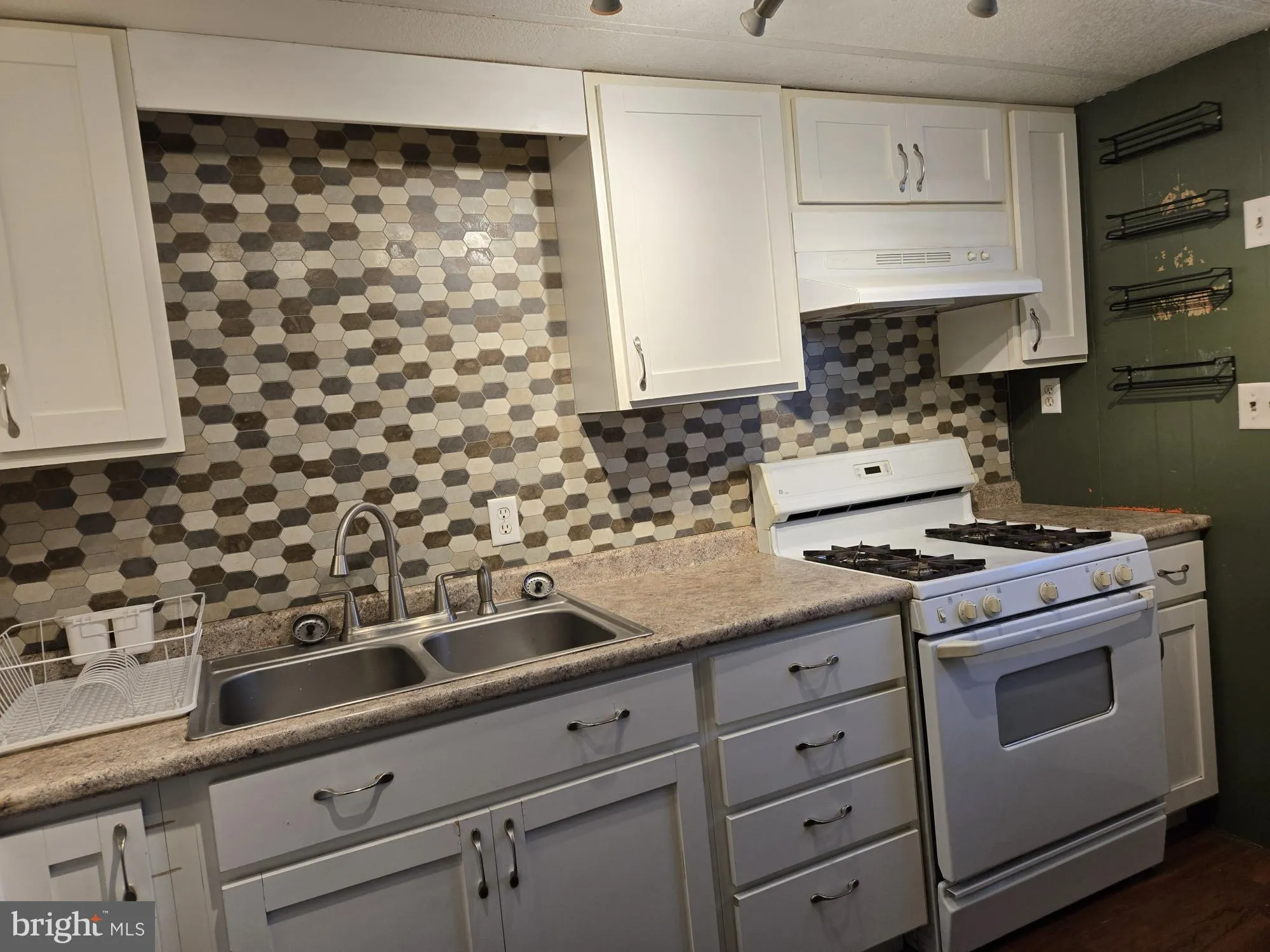 Shippensburg, Pennsylvania 17257, United States, 3 Bedrooms Bedrooms, ,2 BathroomsBathrooms,Residential,Coming Soon,254780