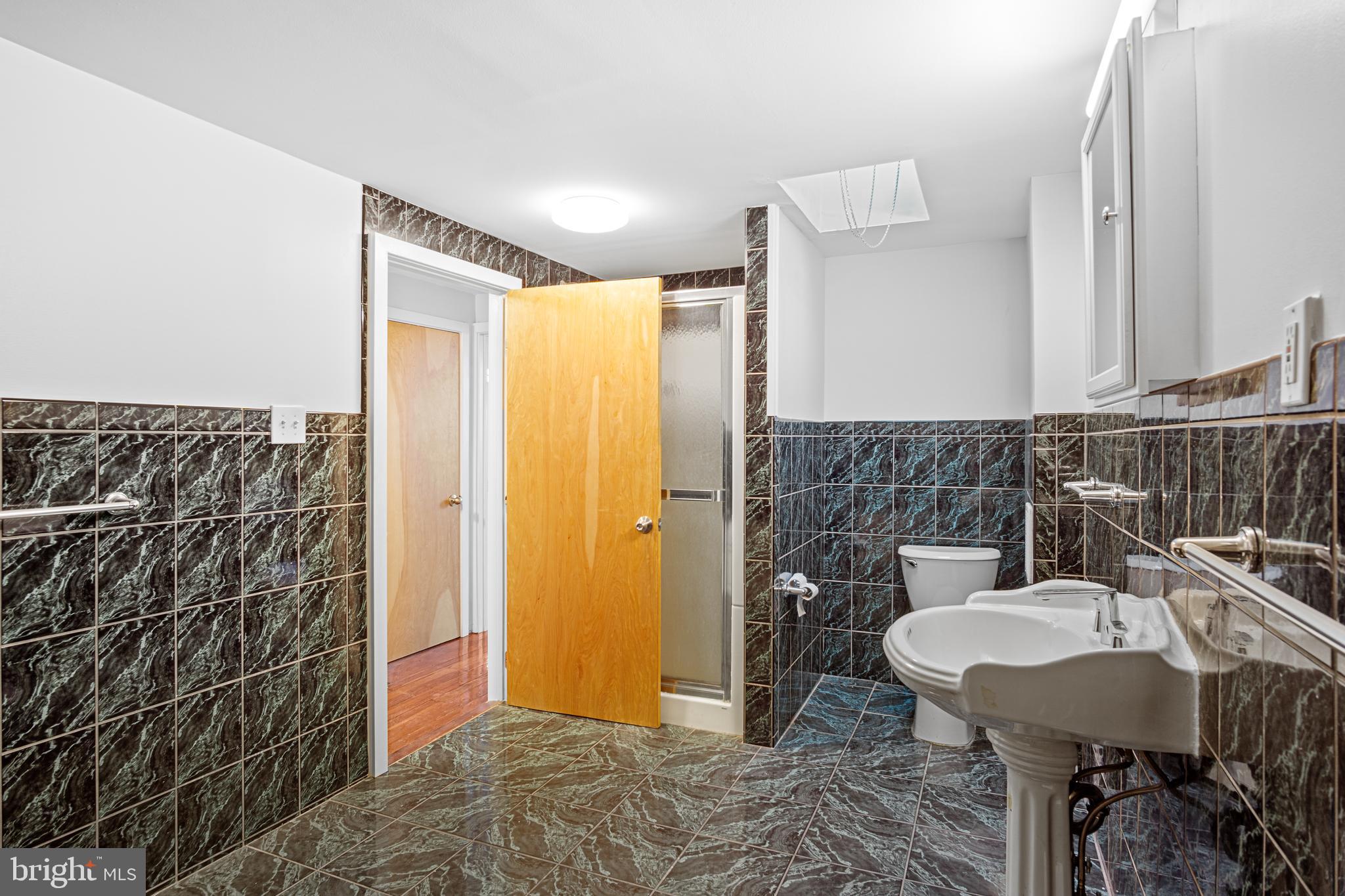 EAST PASSYUNK CROSSING - Residential