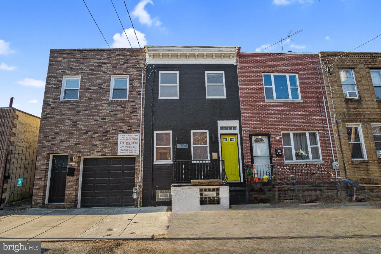 EAST PASSYUNK CROSSING - Residential
