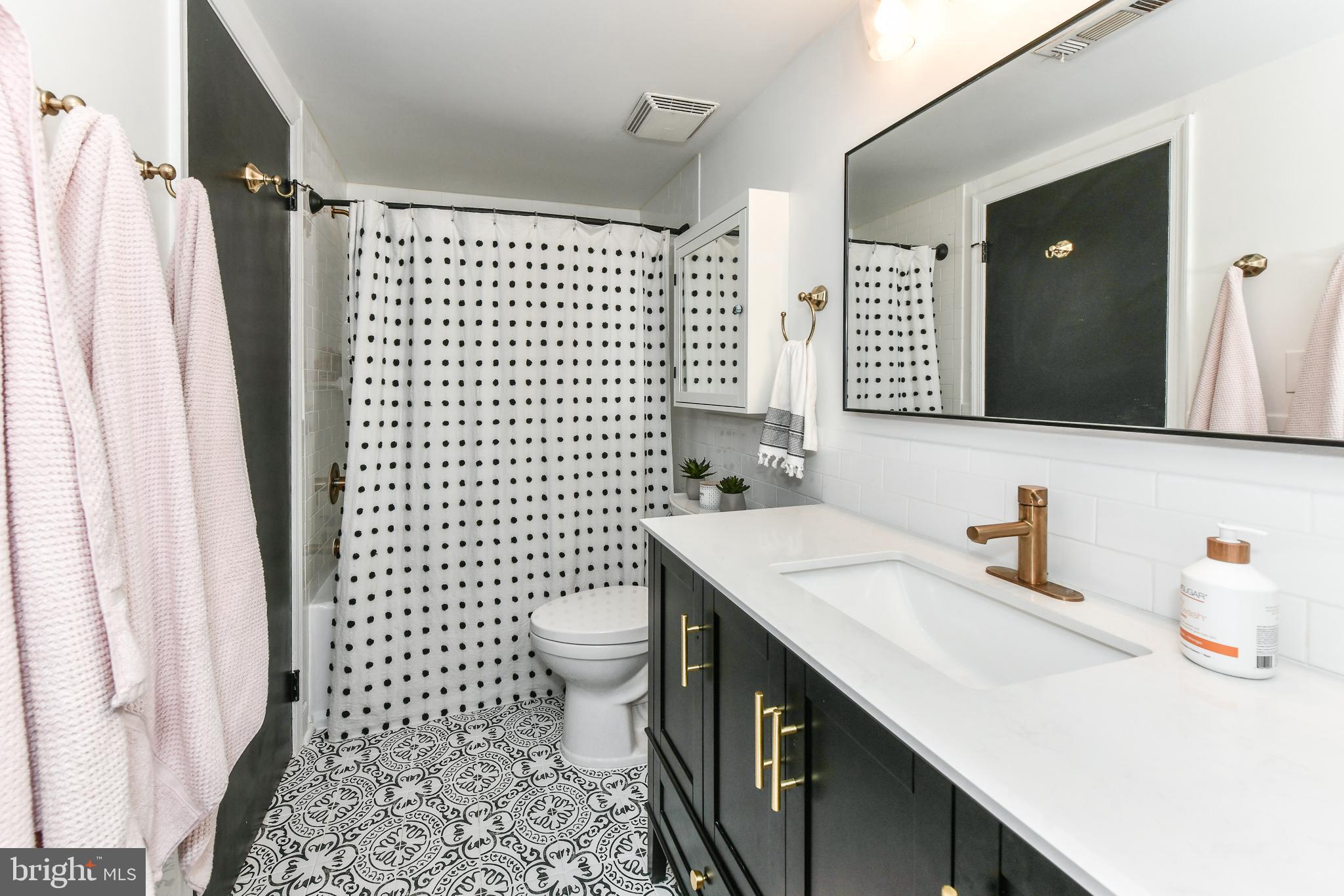 HEATHERLEA - Residential Lease