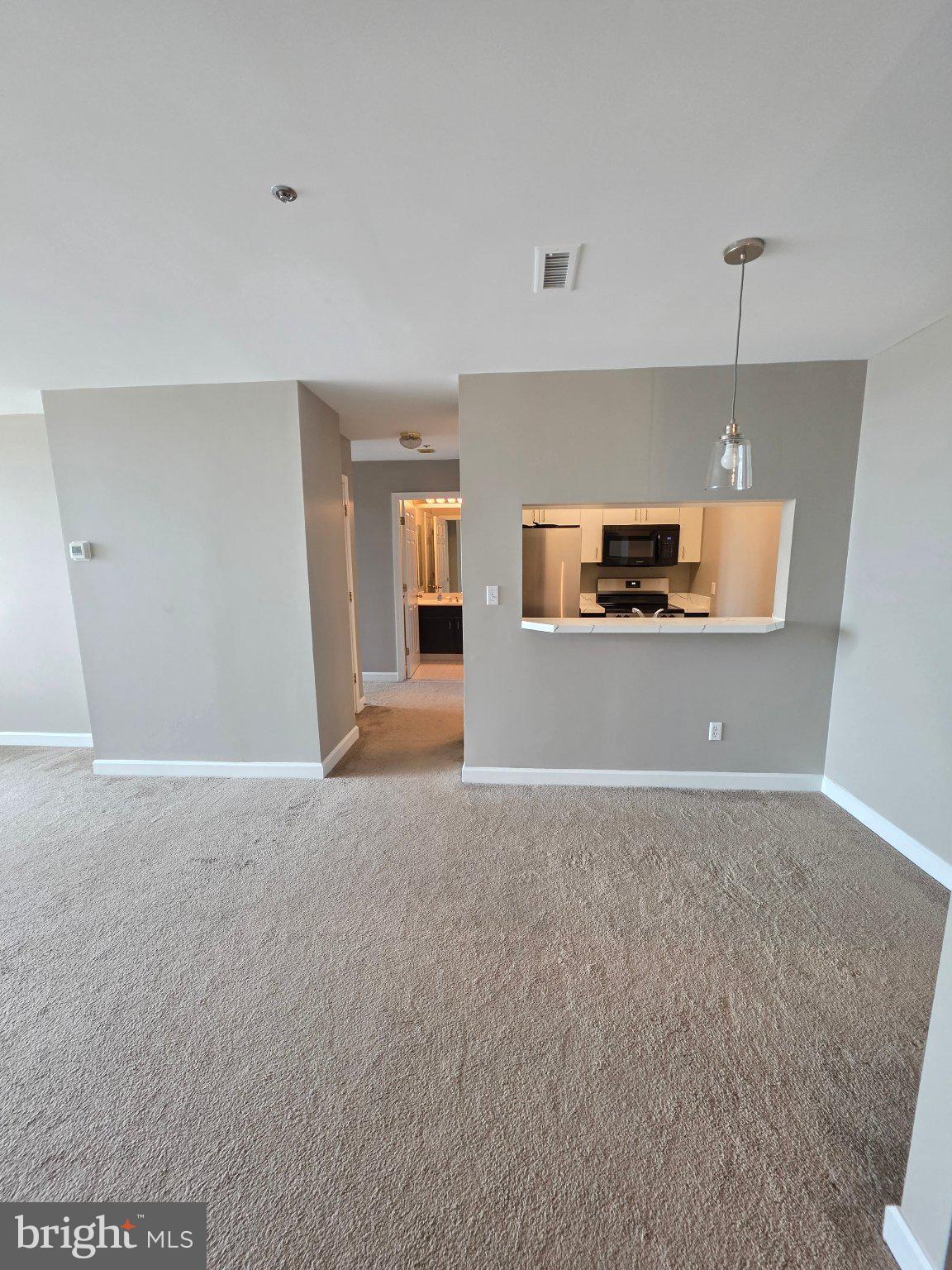 100 HARBORVIEW DRIVE 906