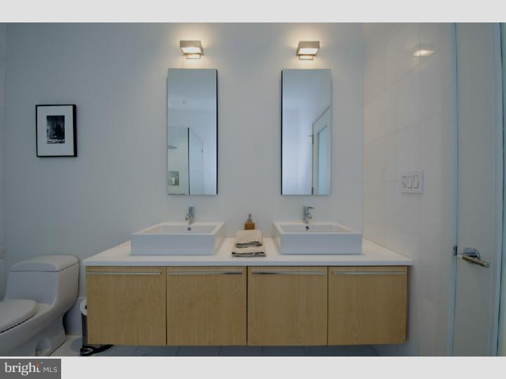 WASHINGTON SQ - Residential