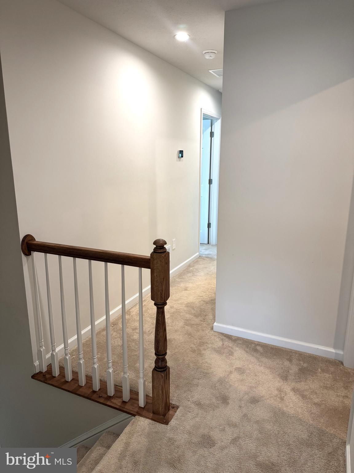 COLONIAL HILLS - Residential