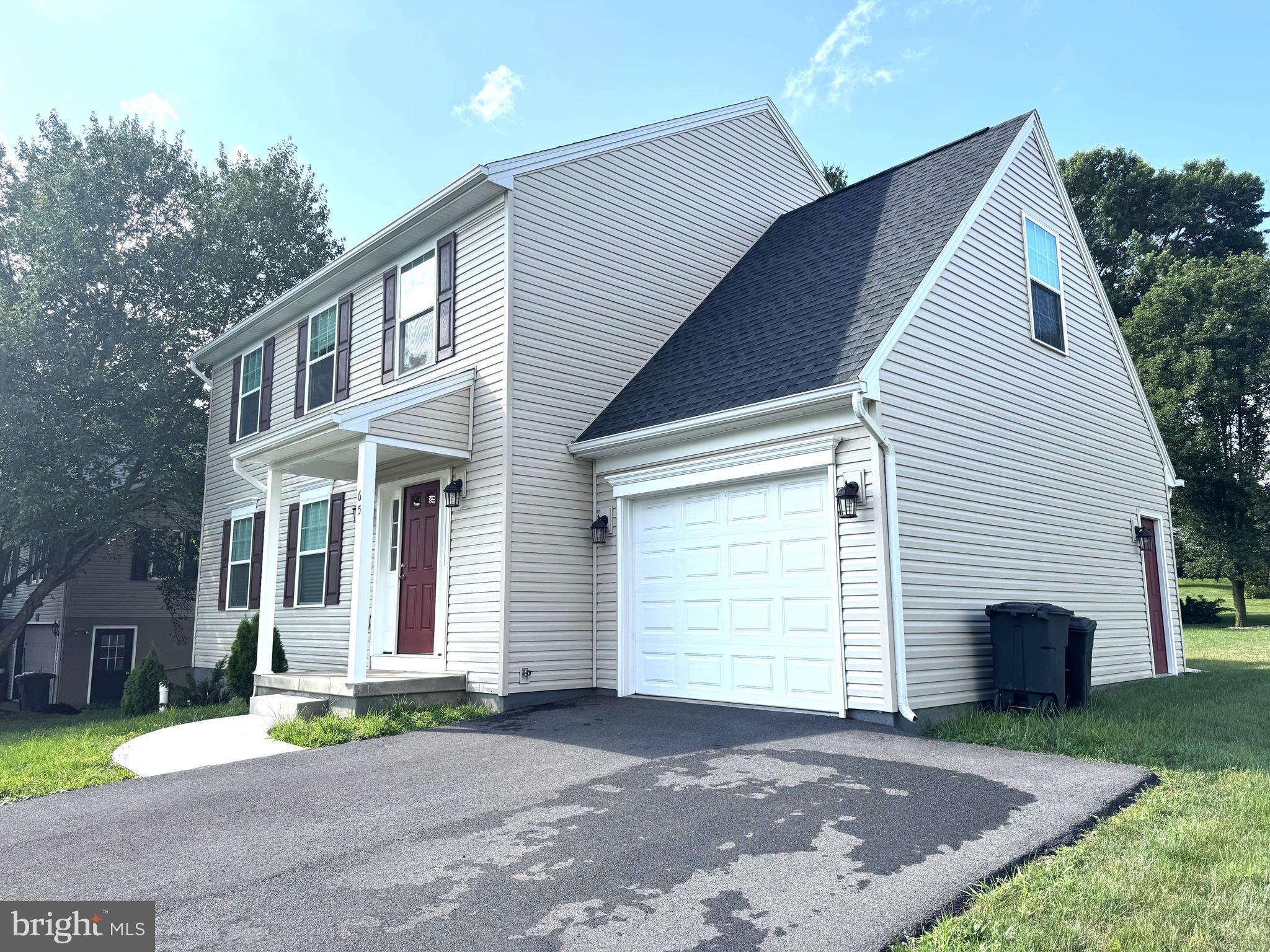65 HILLSIDE DR