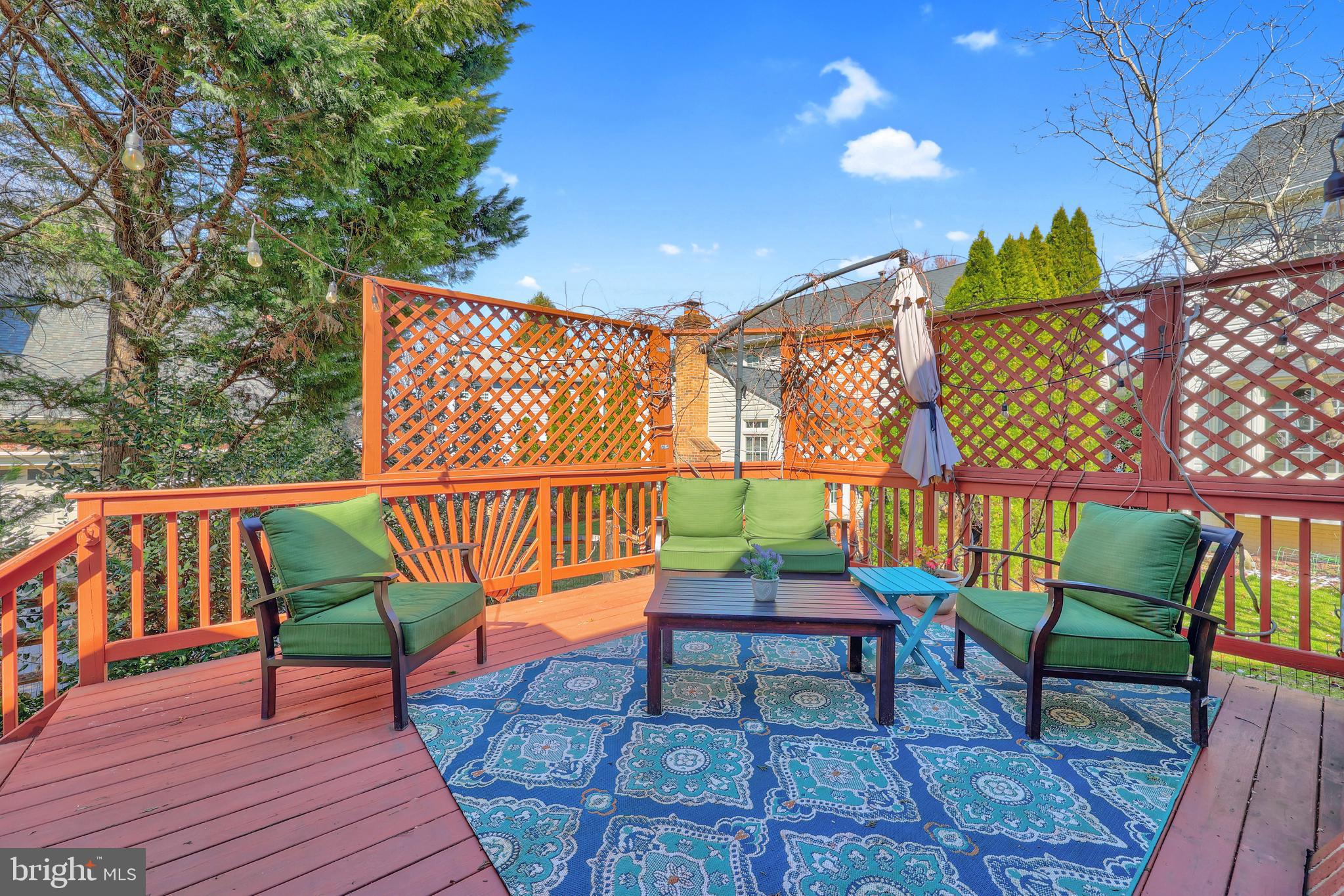 LOWES ISLAND - Residential