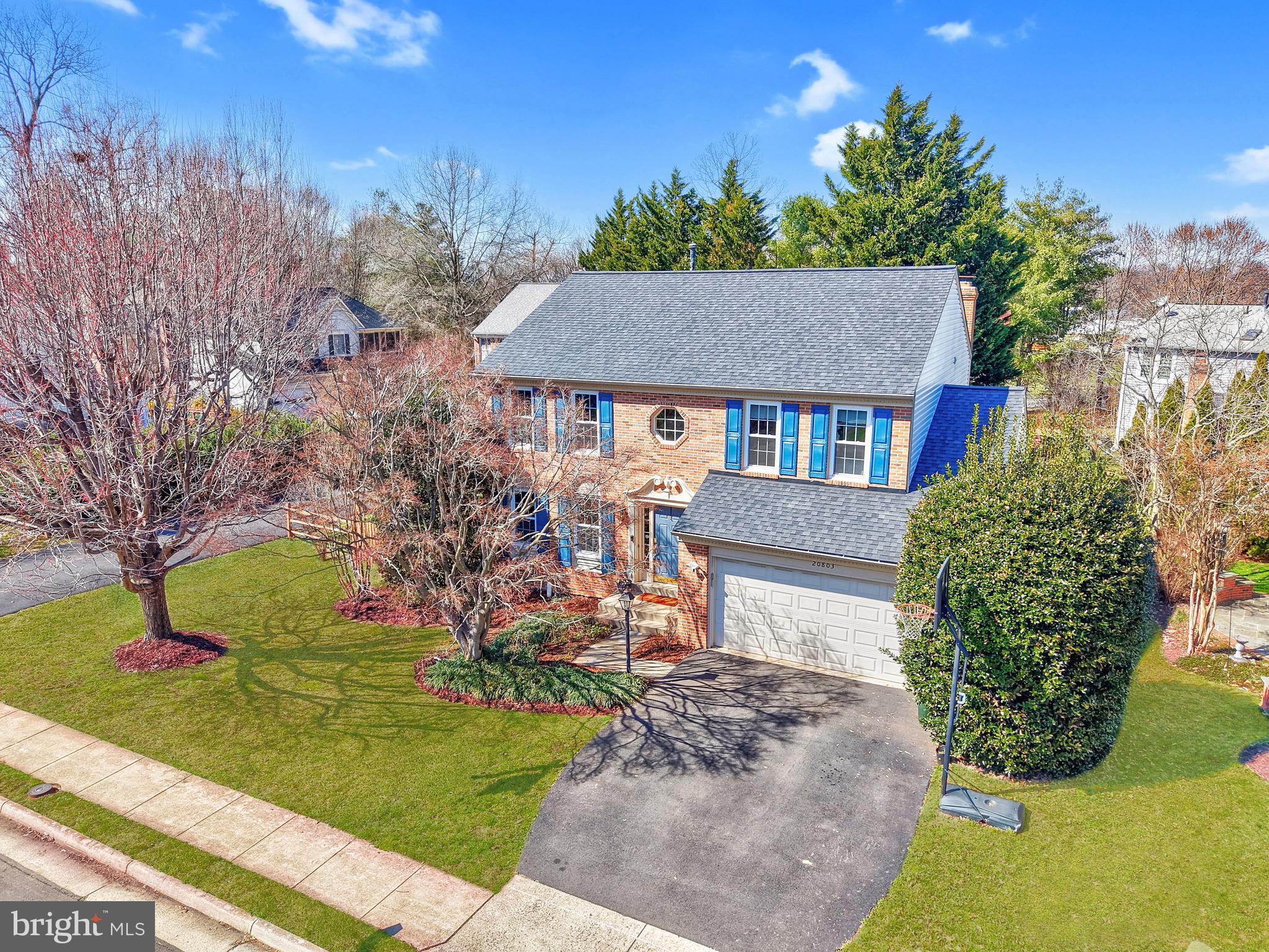 LOWES ISLAND - Residential