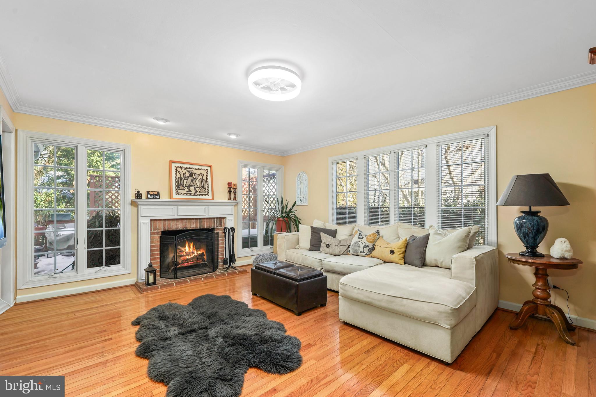 LOWES ISLAND - Residential