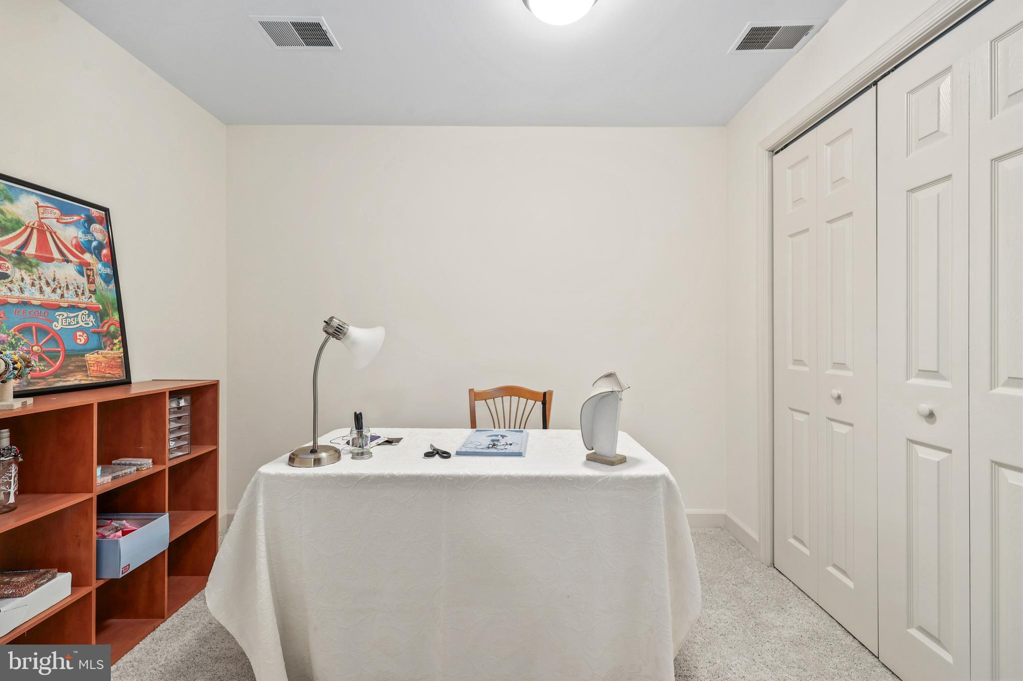 LOWES ISLAND - Residential