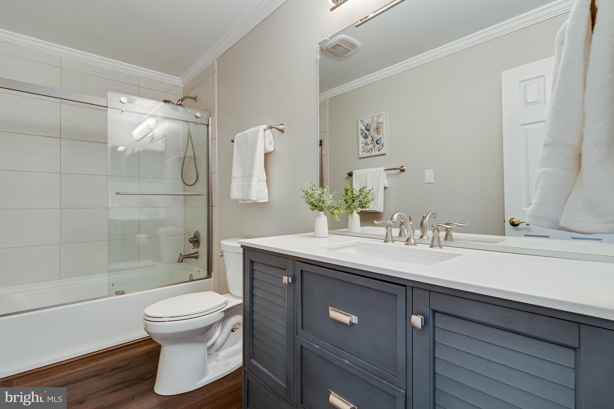 LOCUST GROVE ESTATES - Residential