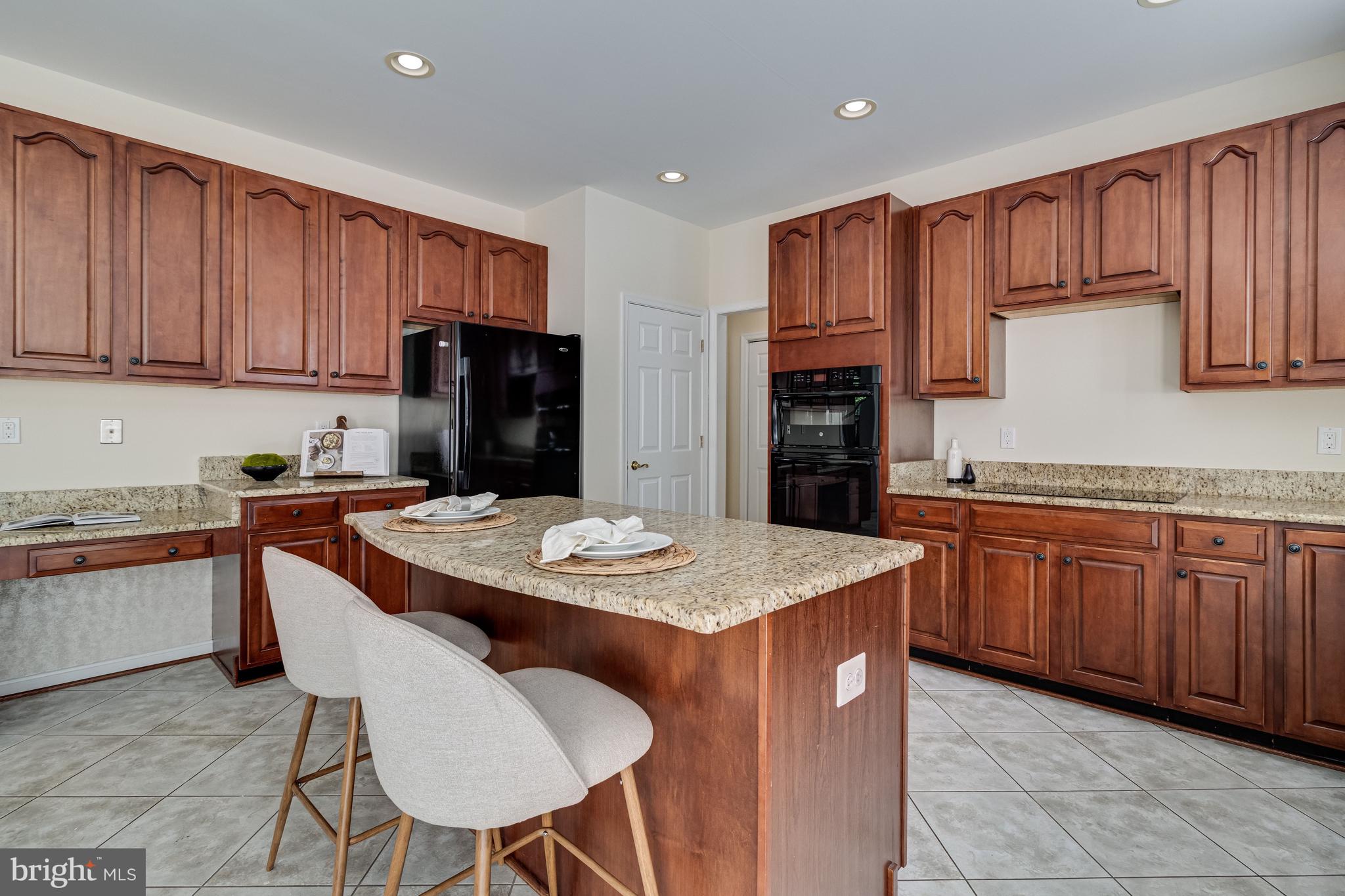 LOCUST GROVE ESTATES - Residential