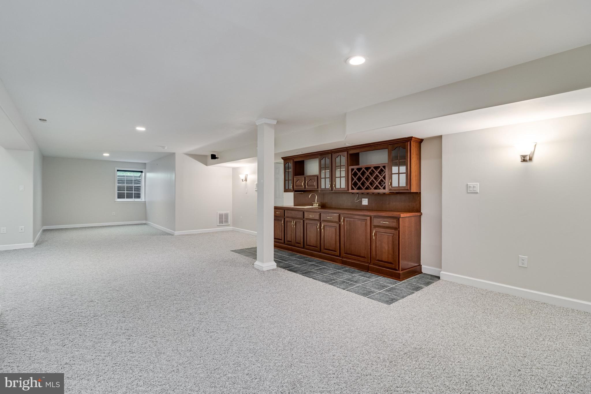 LOCUST GROVE ESTATES - Residential