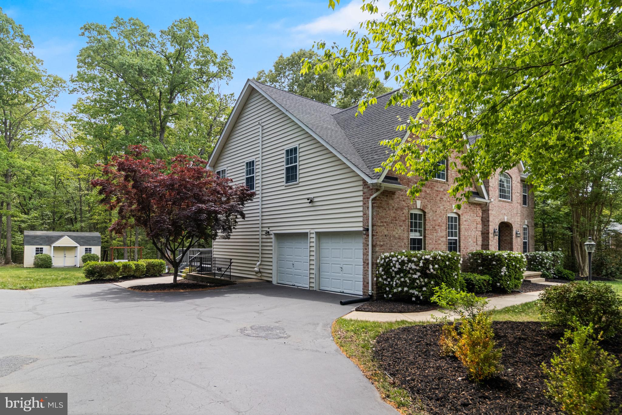 LOCUST GROVE ESTATES - Residential