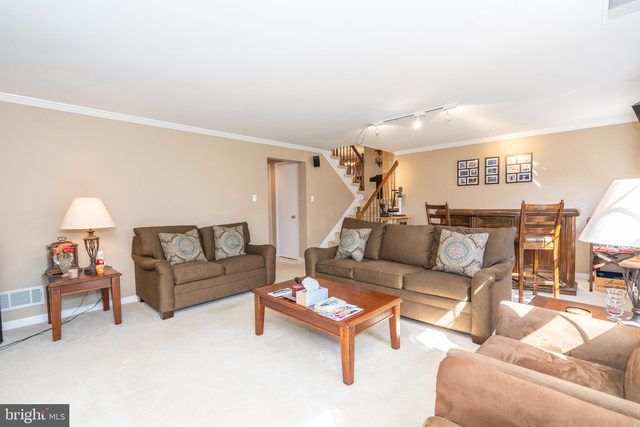 LAKE RIDGE - Residential