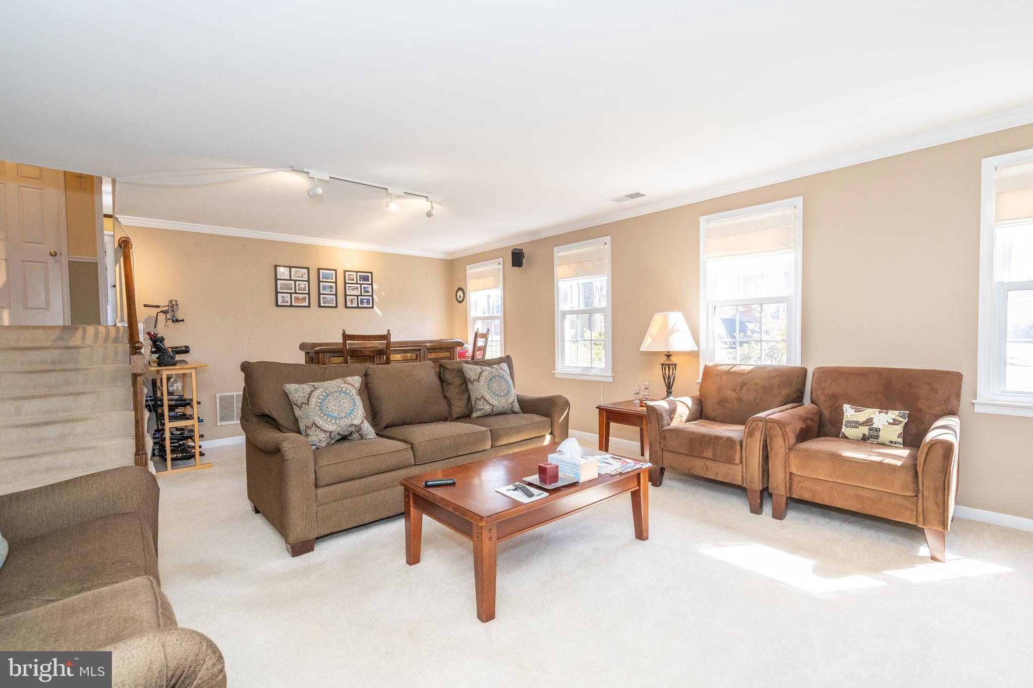 LAKE RIDGE - Residential