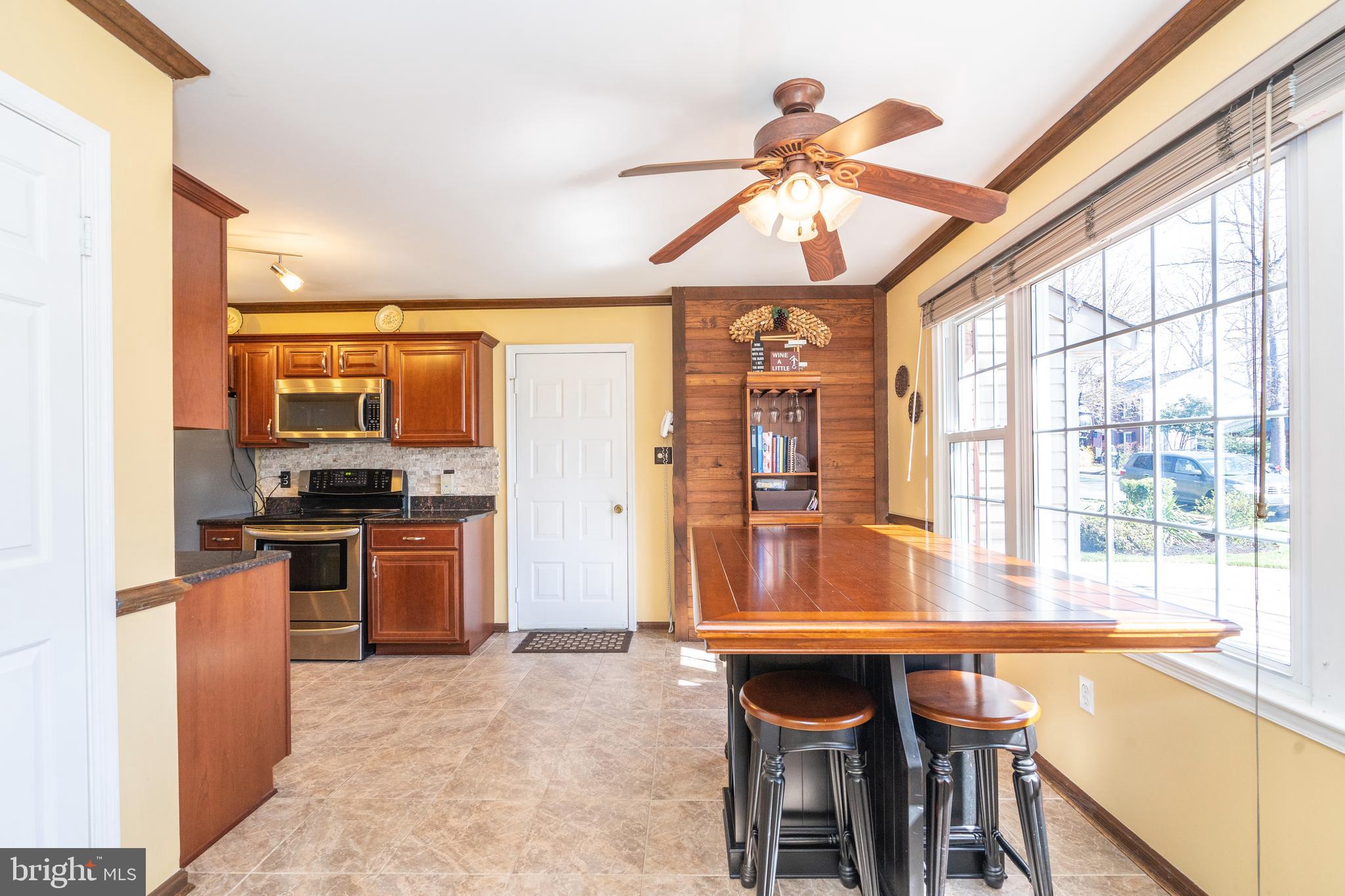 LAKE RIDGE - Residential