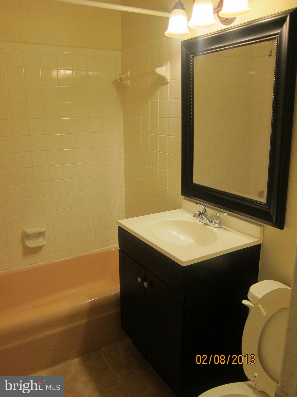 GREENWICH HILL - Residential Lease