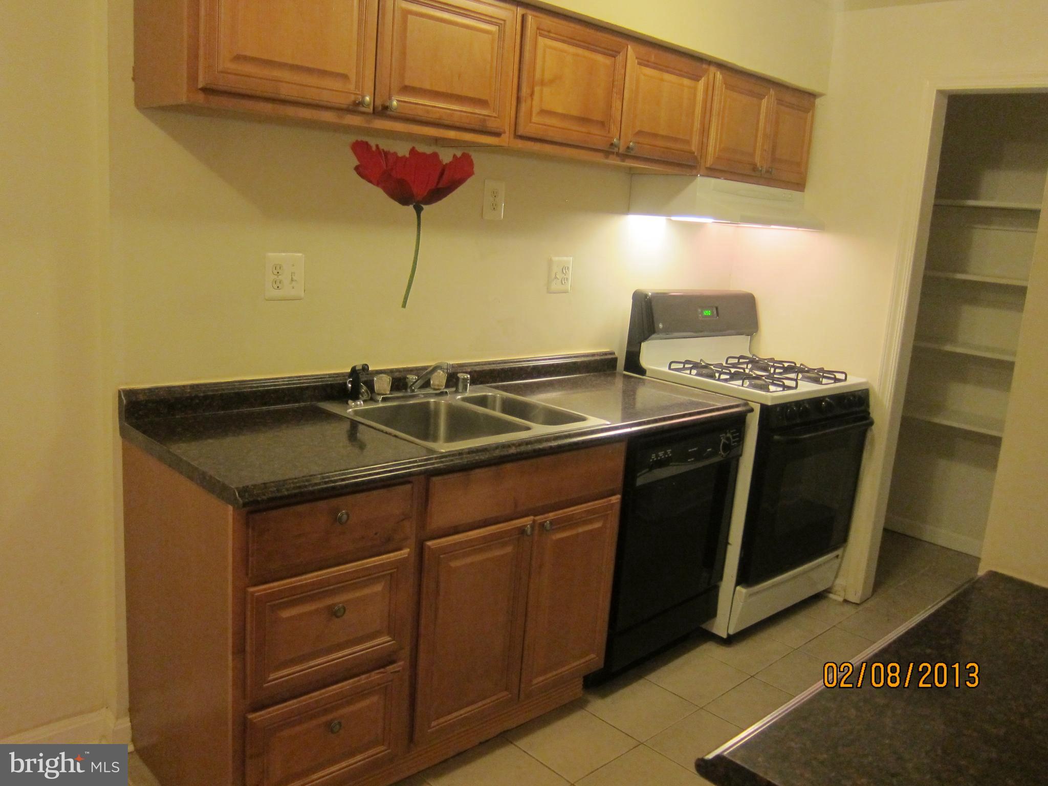 GREENWICH HILL - Residential Lease