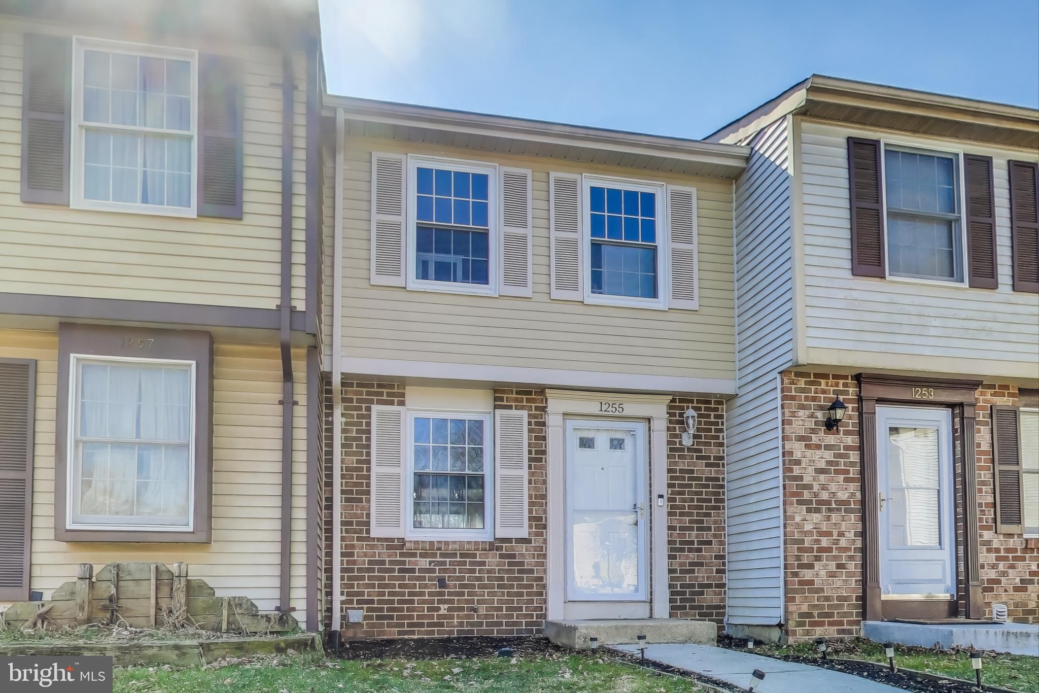 OAK SPRINGS - Residential