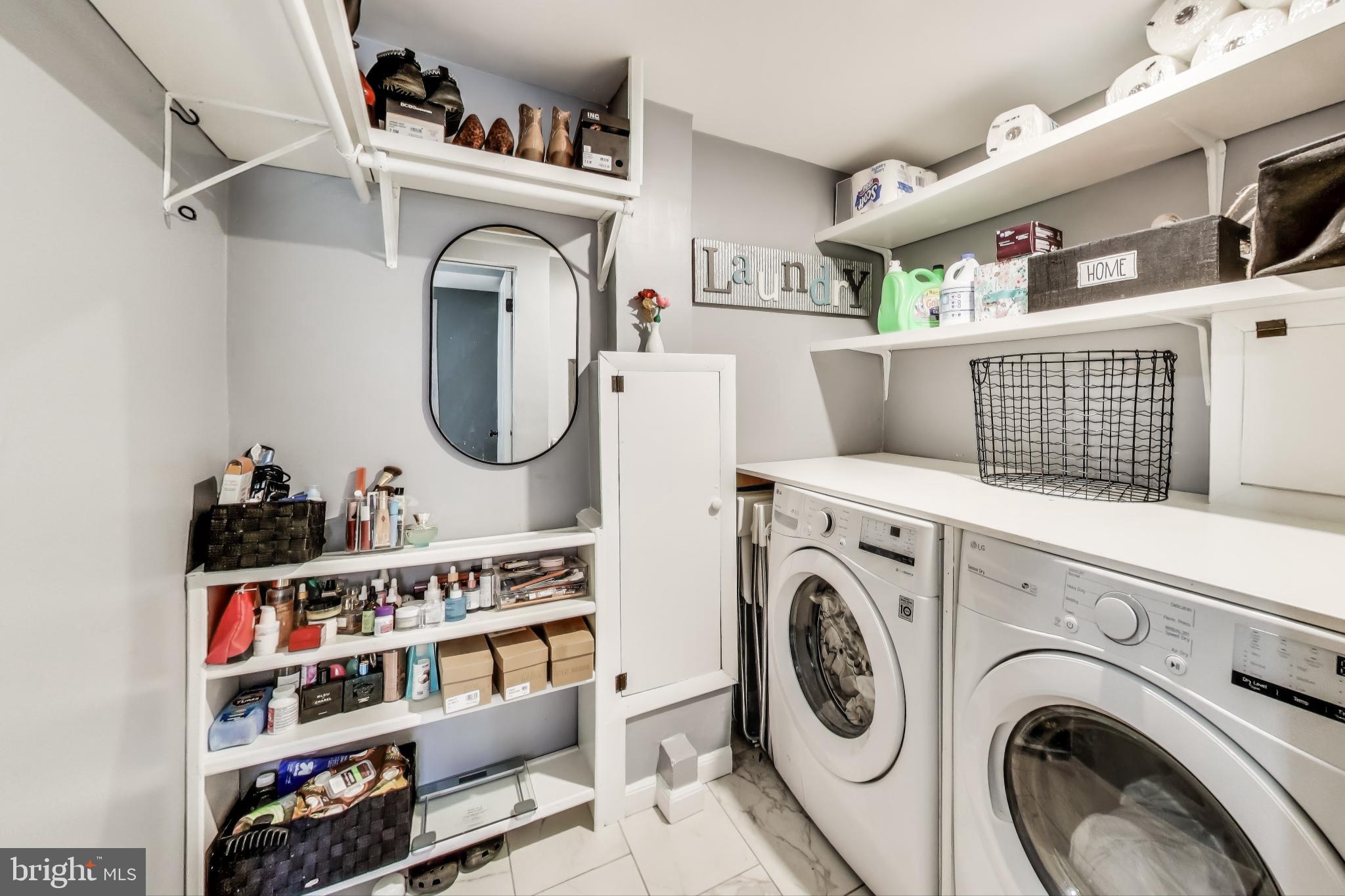 OAK SPRINGS - Residential