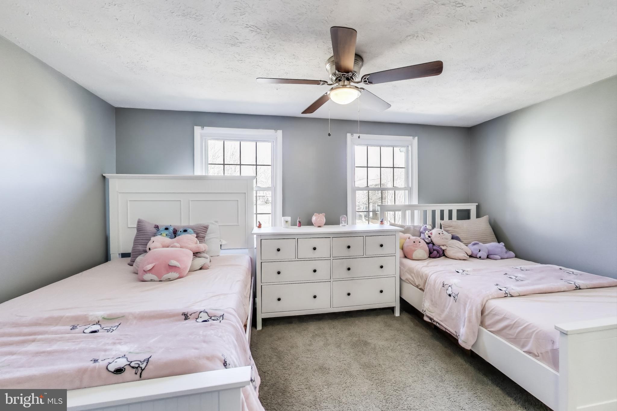 OAK SPRINGS - Residential