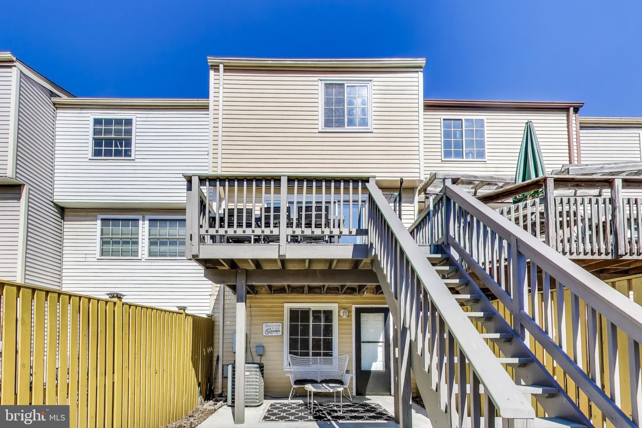 OAK SPRINGS - Residential