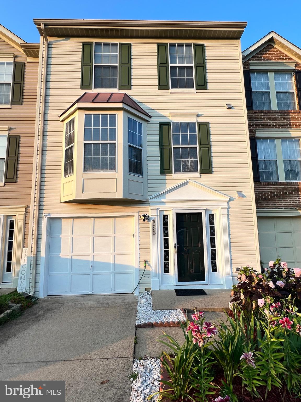 TURNBERRY VILLAGE - Residential