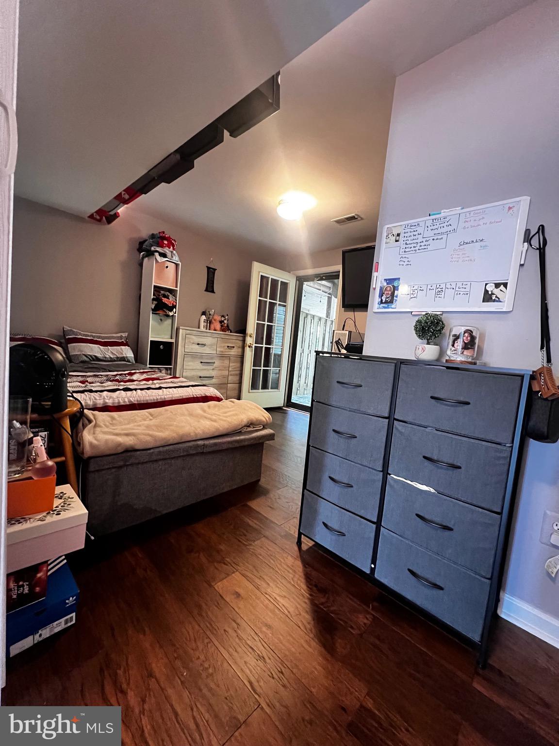 TURNBERRY VILLAGE - Residential