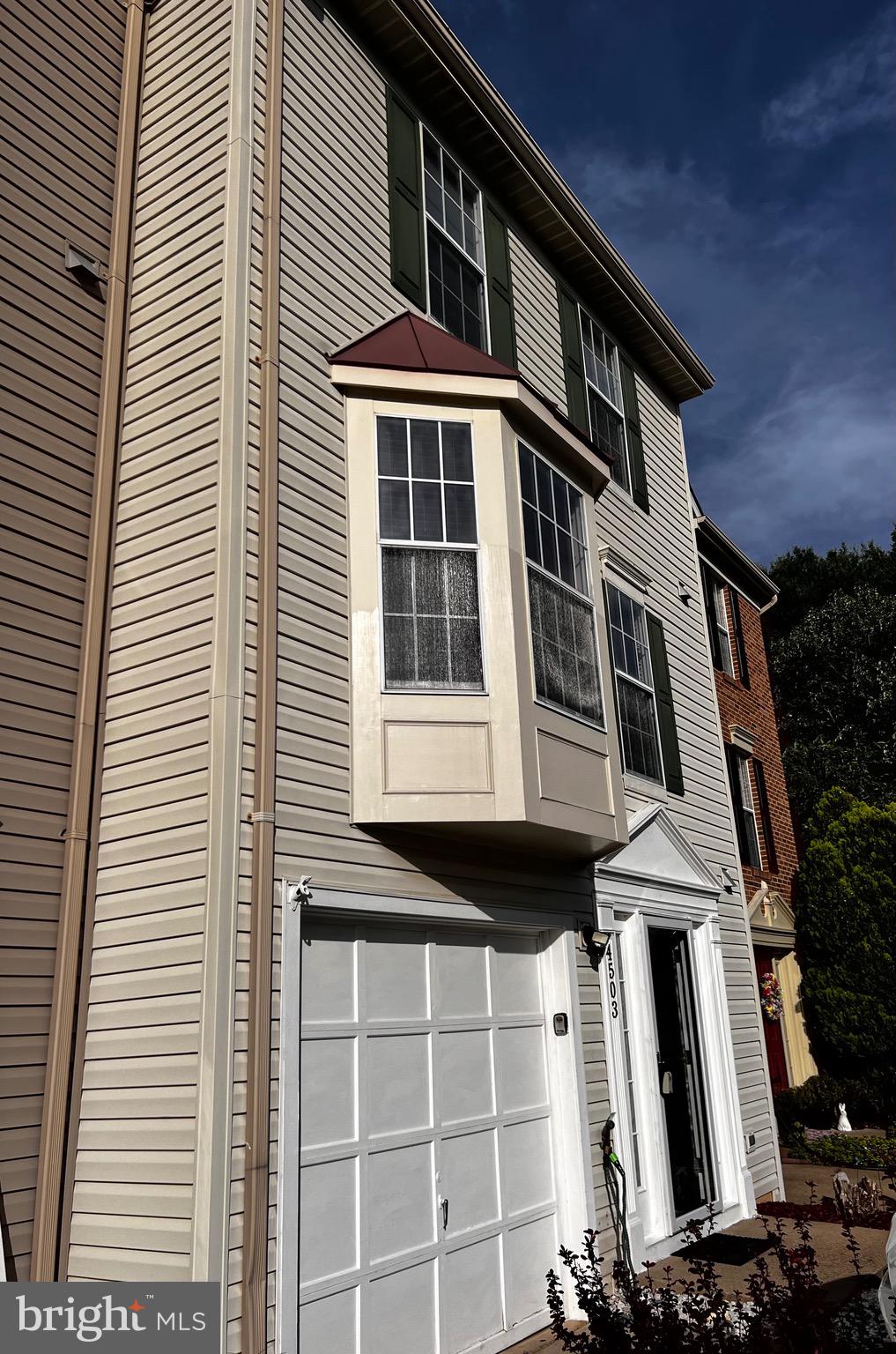 TURNBERRY VILLAGE - Residential