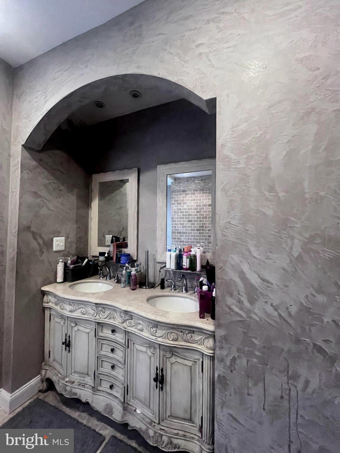 MT AIRY (EAST) - Residential