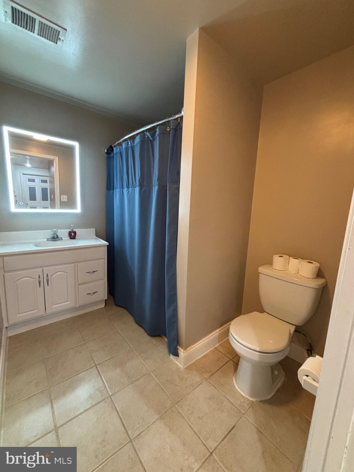 BROOKFIELD - Residential