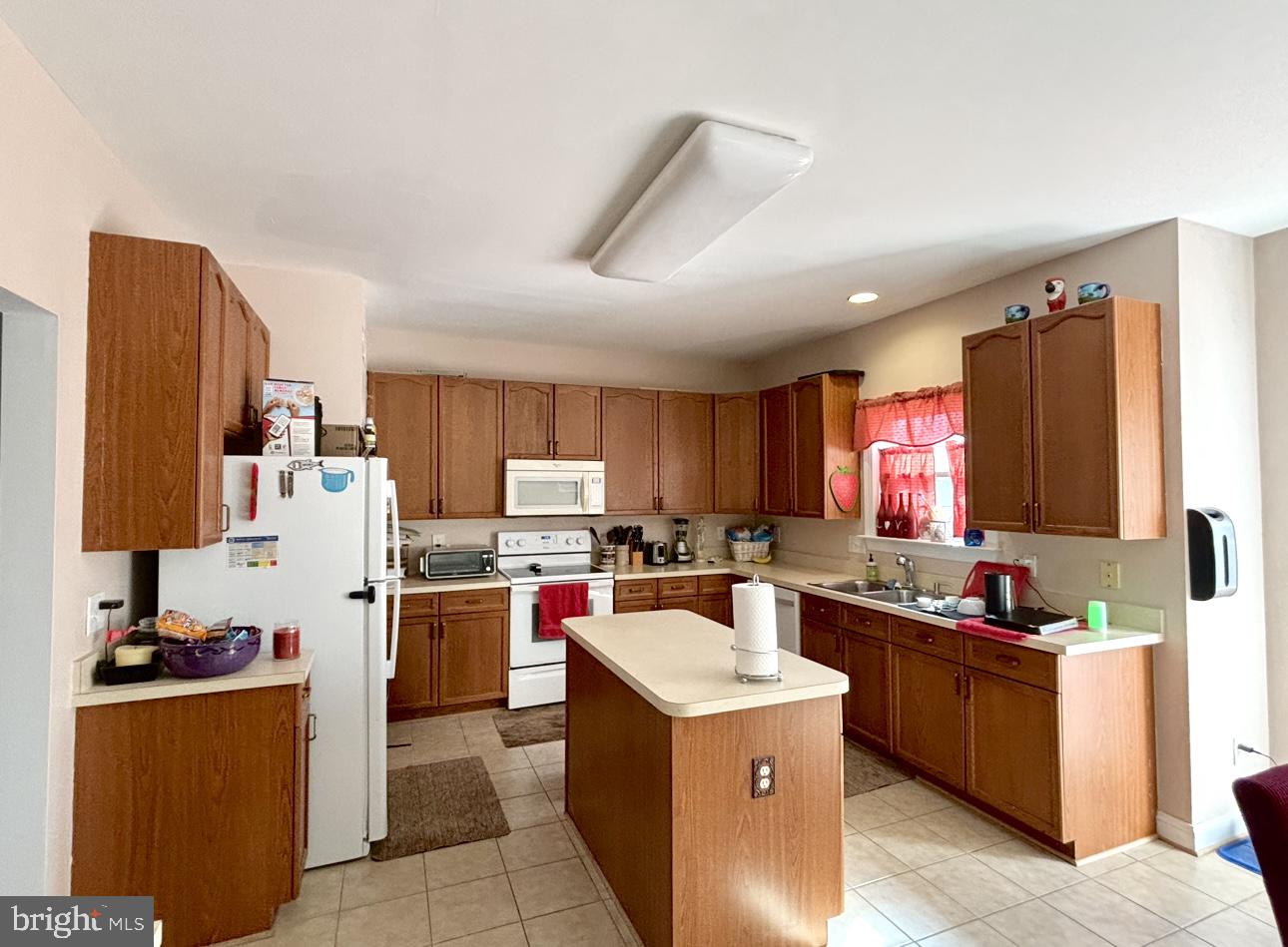 BROOKFIELD - Residential