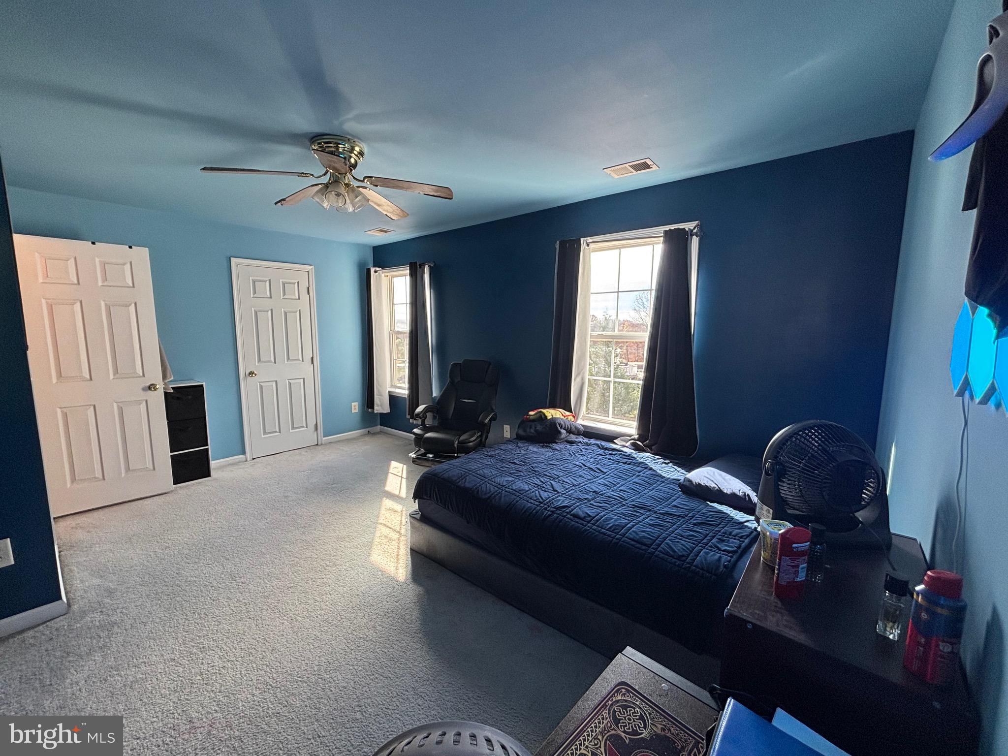 BROOKFIELD - Residential