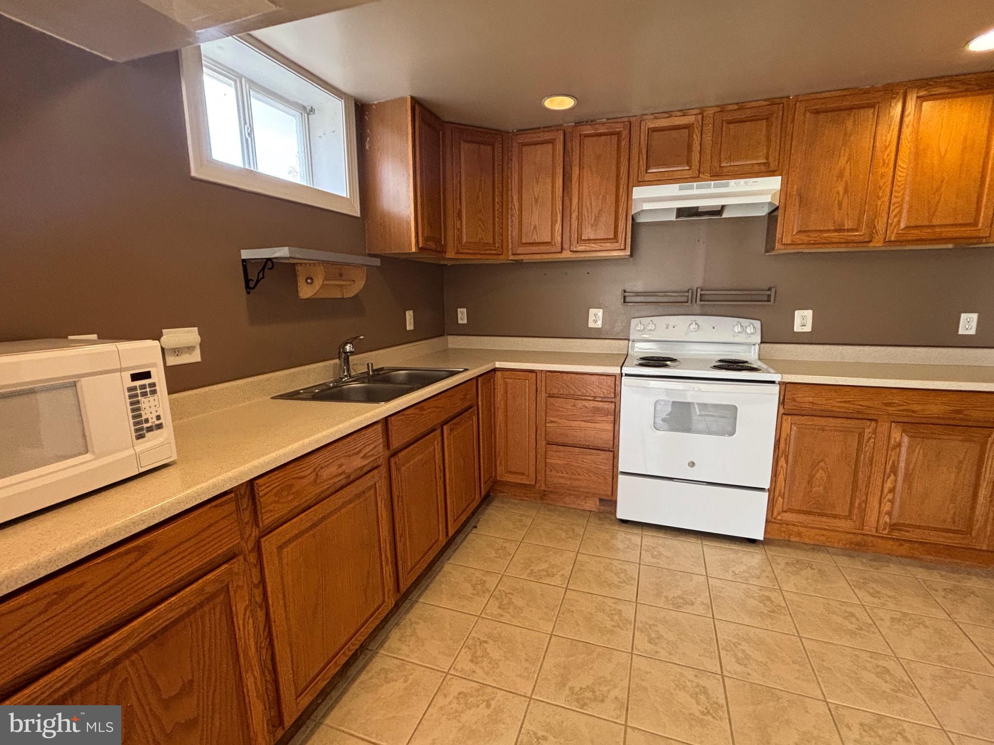 BROOKFIELD - Residential