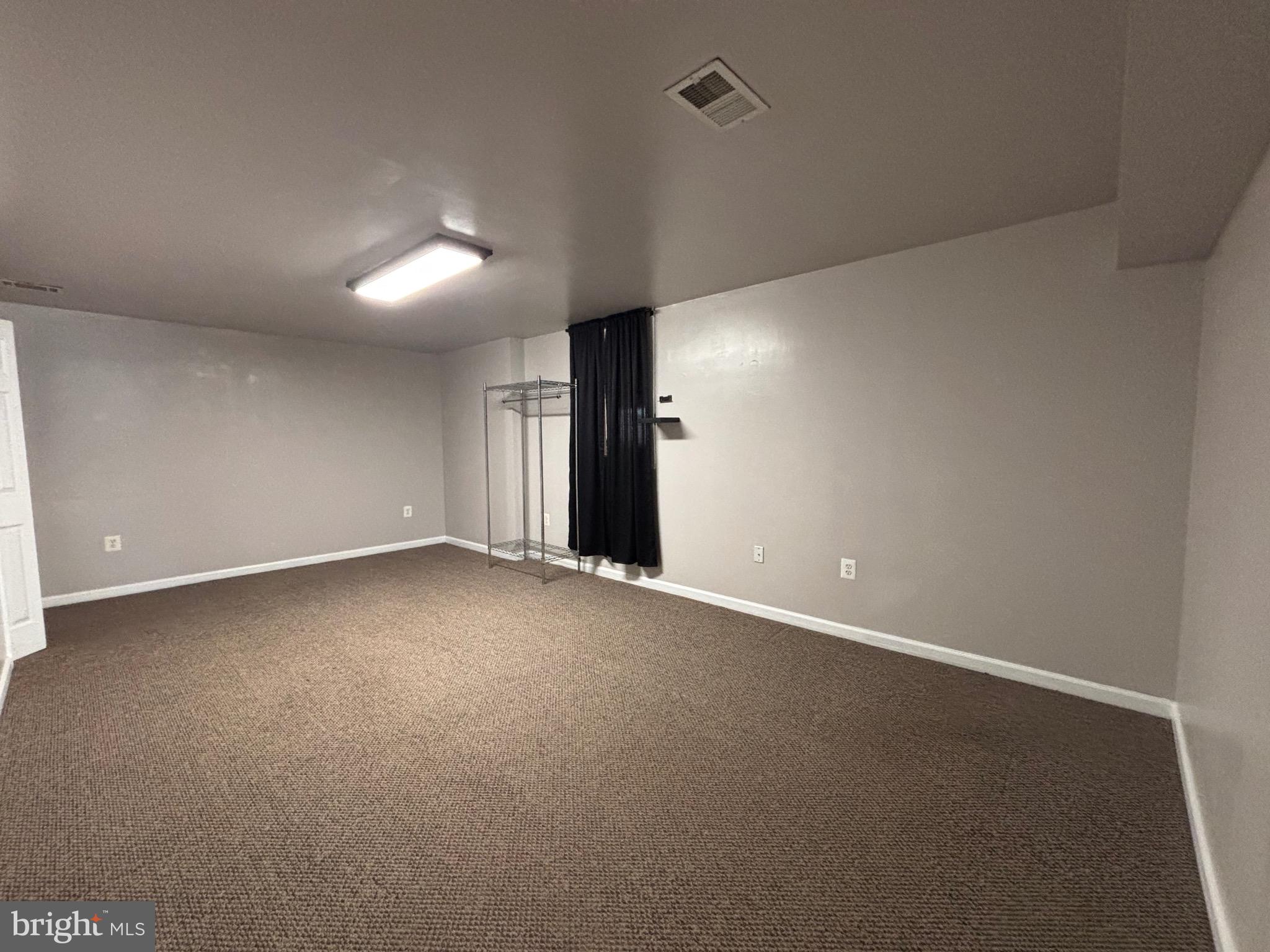 BROOKFIELD - Residential