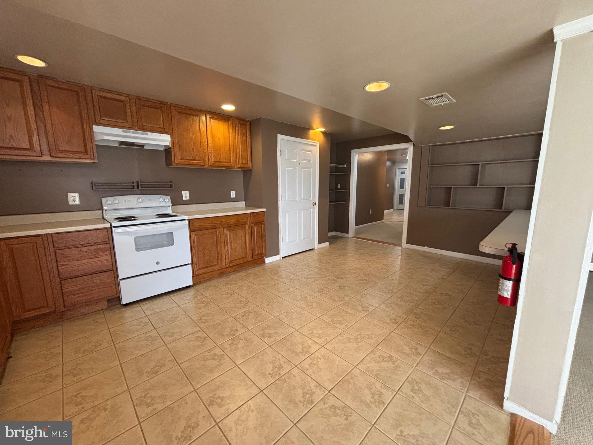 BROOKFIELD - Residential