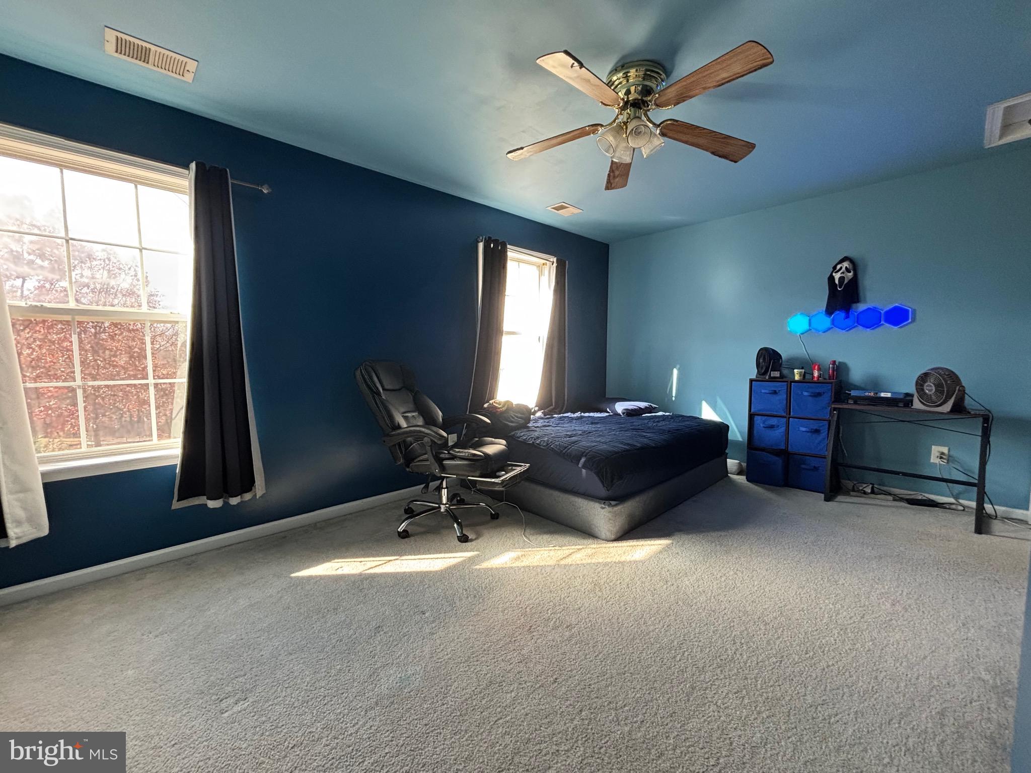 BROOKFIELD - Residential