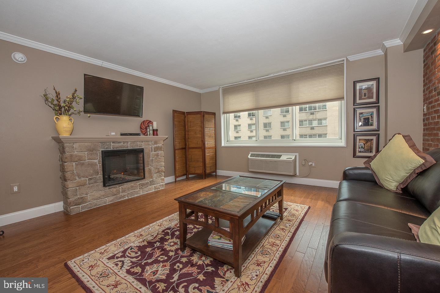1901 JOHN F KENNEDY BOULEVARD 1512