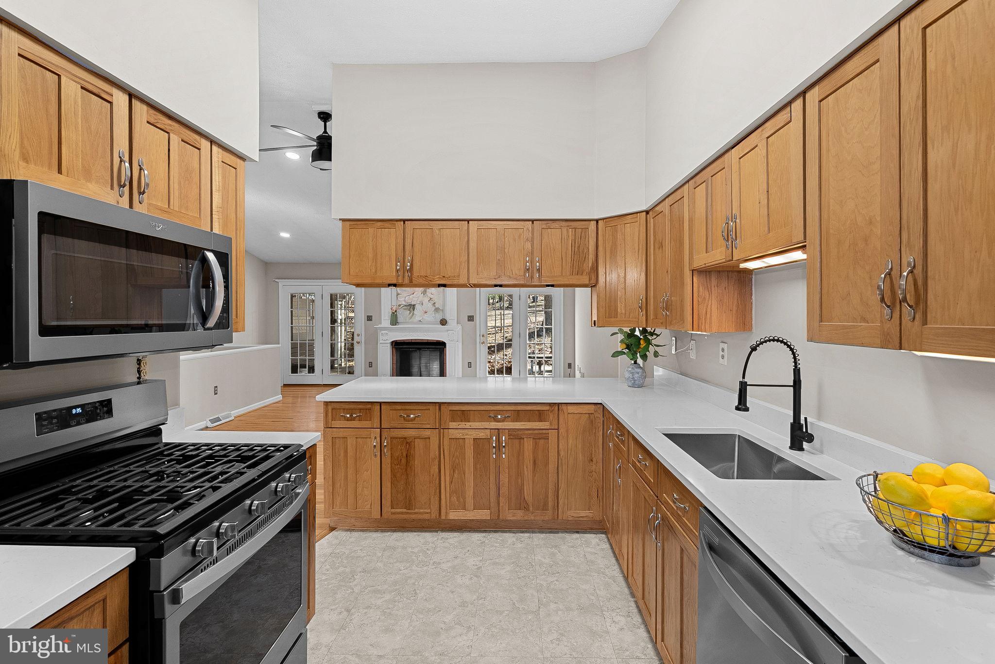 LAKE HOLIDAY ESTATES - Residential