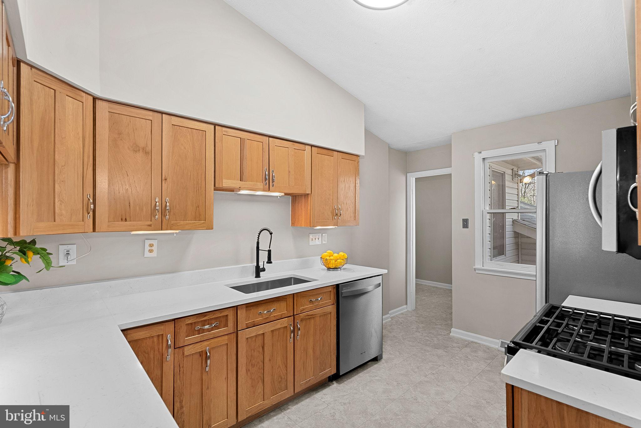 LAKE HOLIDAY ESTATES - Residential