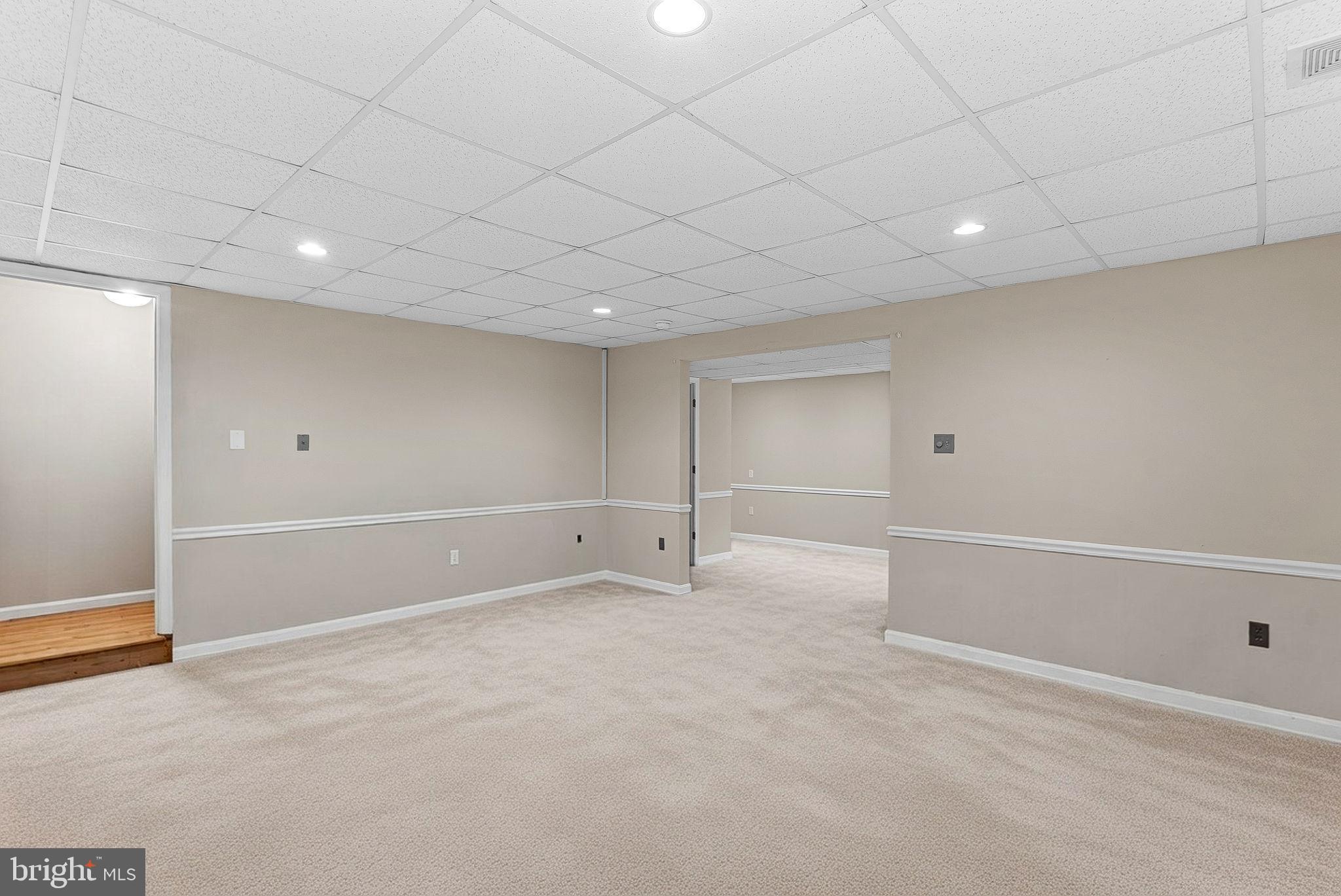 LAKE HOLIDAY ESTATES - Residential