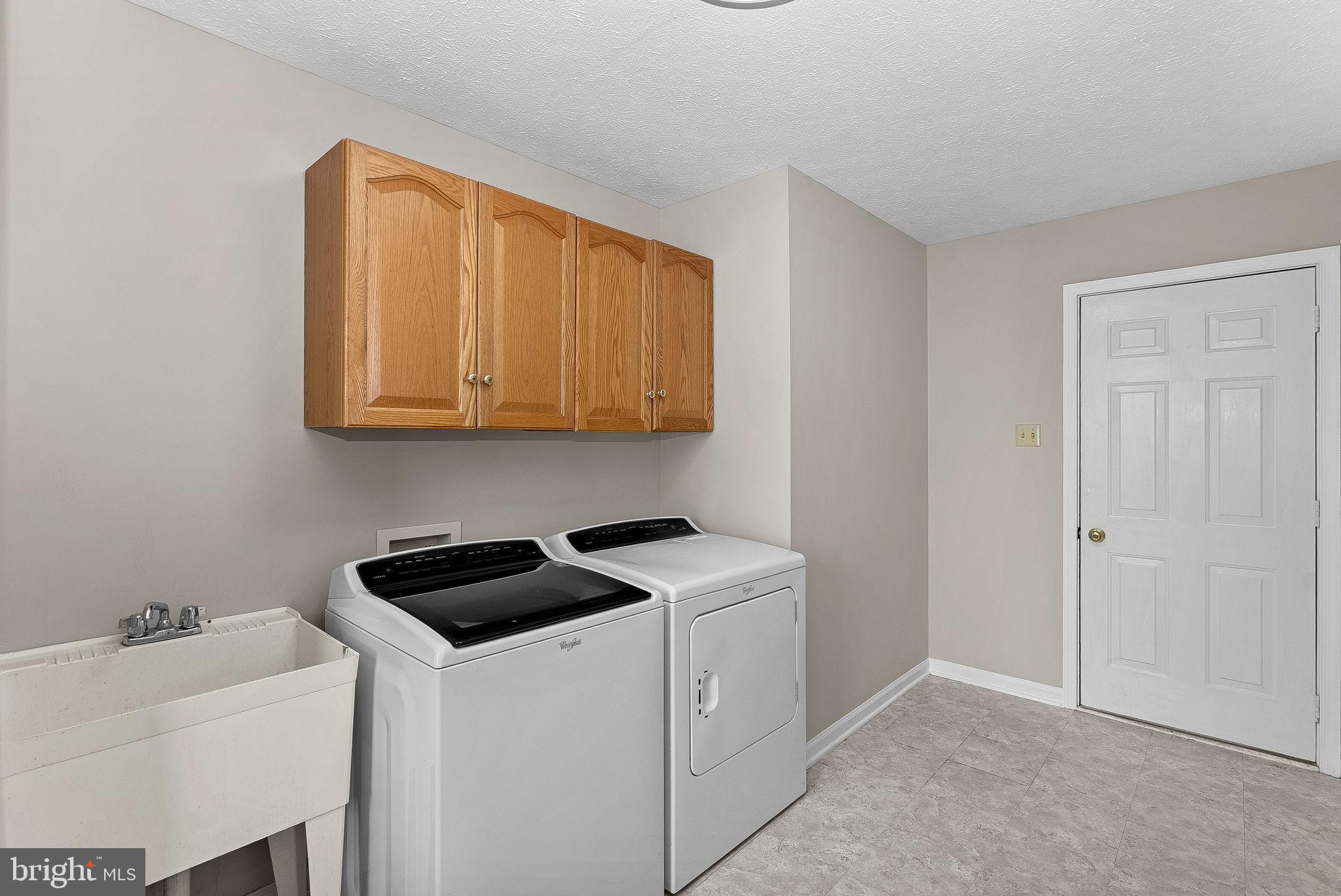 LAKE HOLIDAY ESTATES - Residential