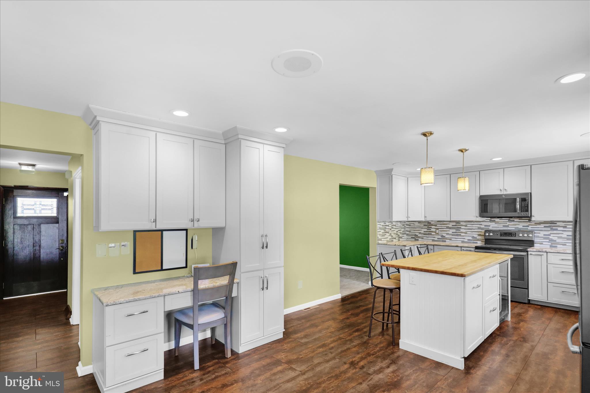 LEESPORT GARDENS - Residential