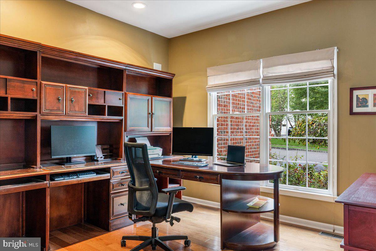 BUCKINGHAM FOREST - Residential