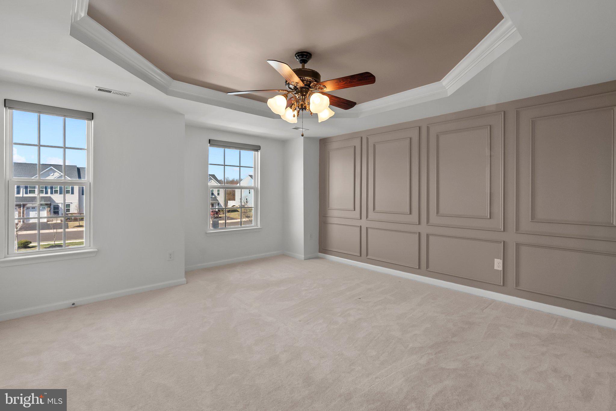 MONTGOMERY SQUARE - Residential