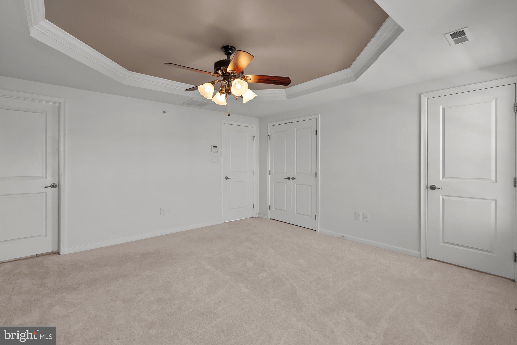 MONTGOMERY SQUARE - Residential