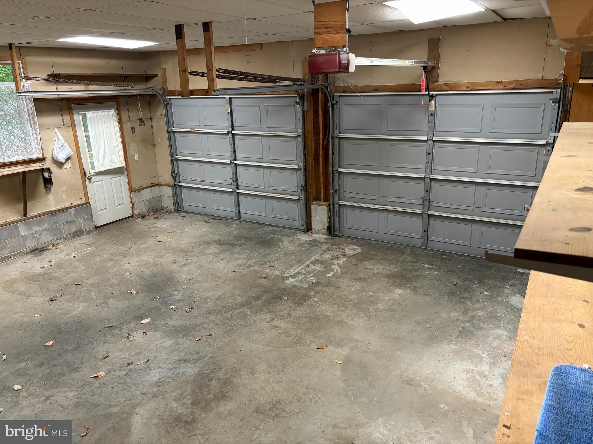 BEECHWOOD - Residential Lease