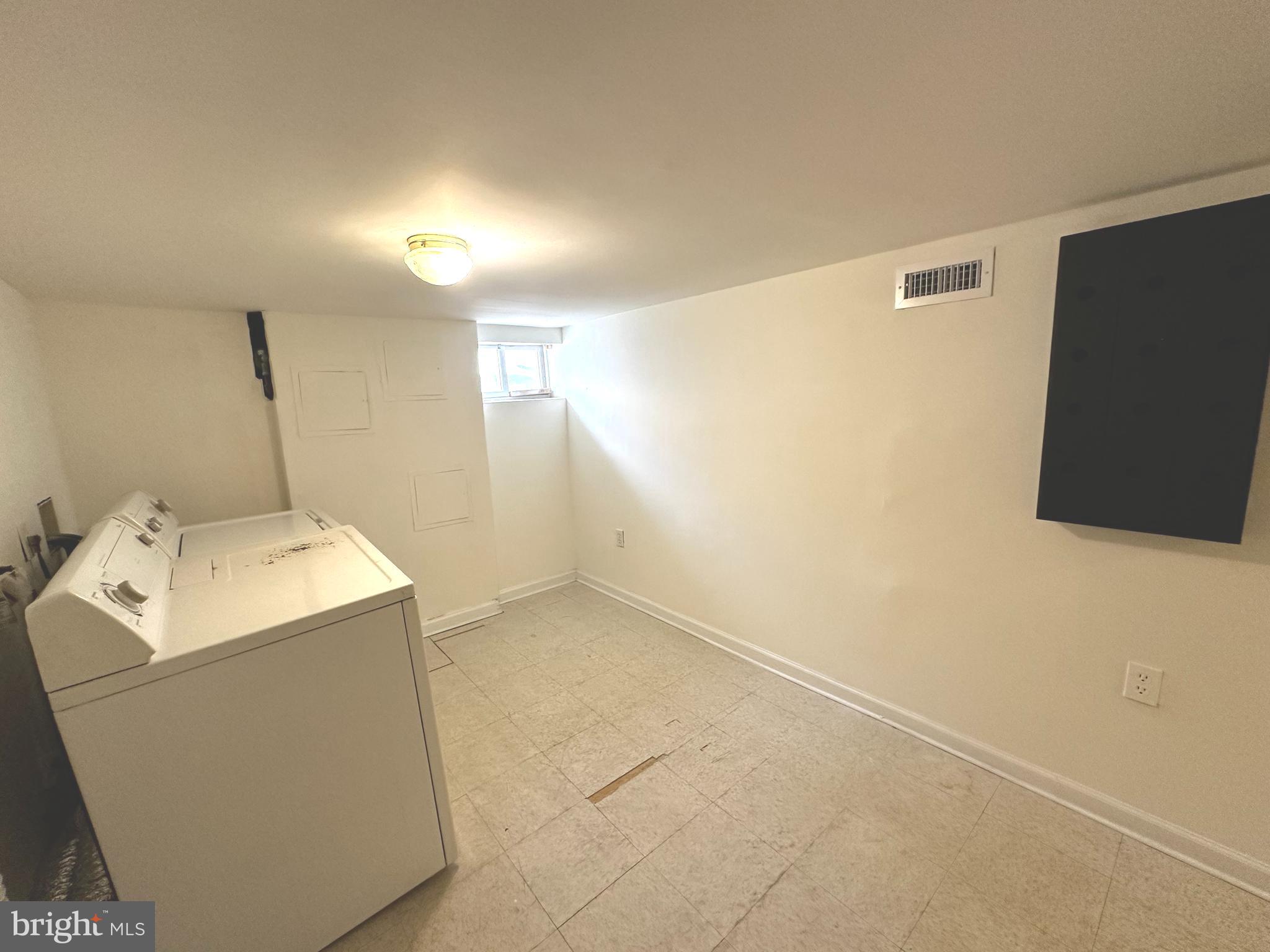 FEDERAL HILL HISTORIC DISTRICT - Residential Lease