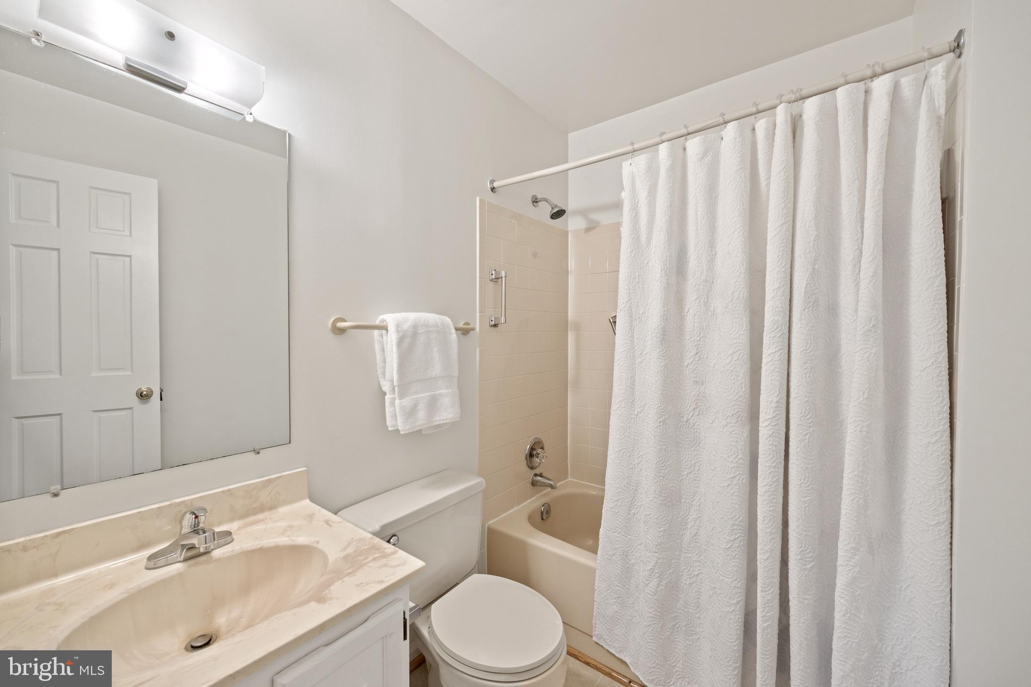 WINDGATE I - Residential