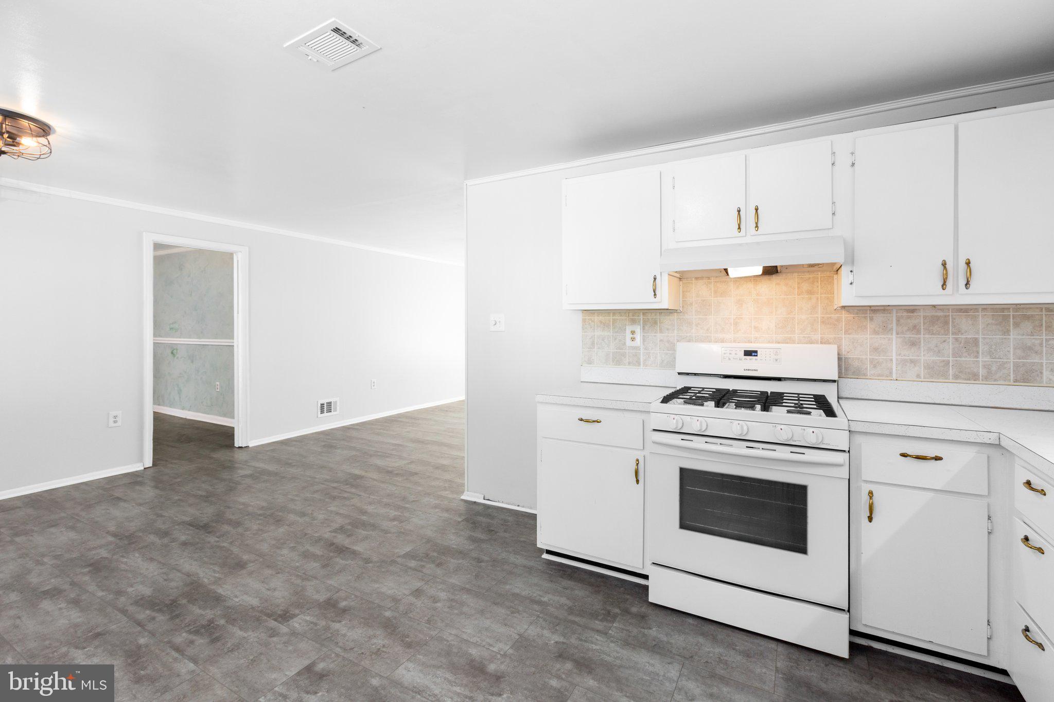 WAVERLY VILLAGE - Residential